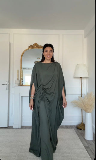 HERA KAKI