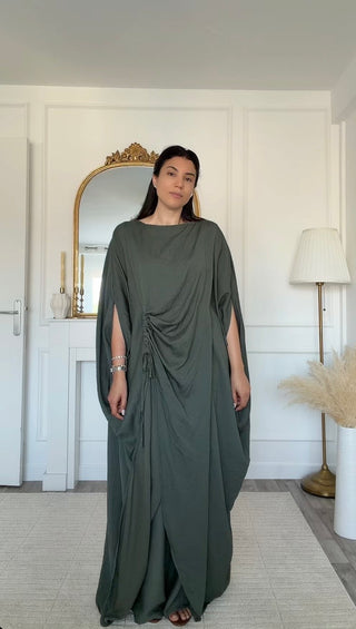 HERA KAKI